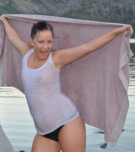 Durchsichtiges Shirt Wet T Shirt Am Strand Freundin Exposed Nude In Public Flashing Sehr Sexy